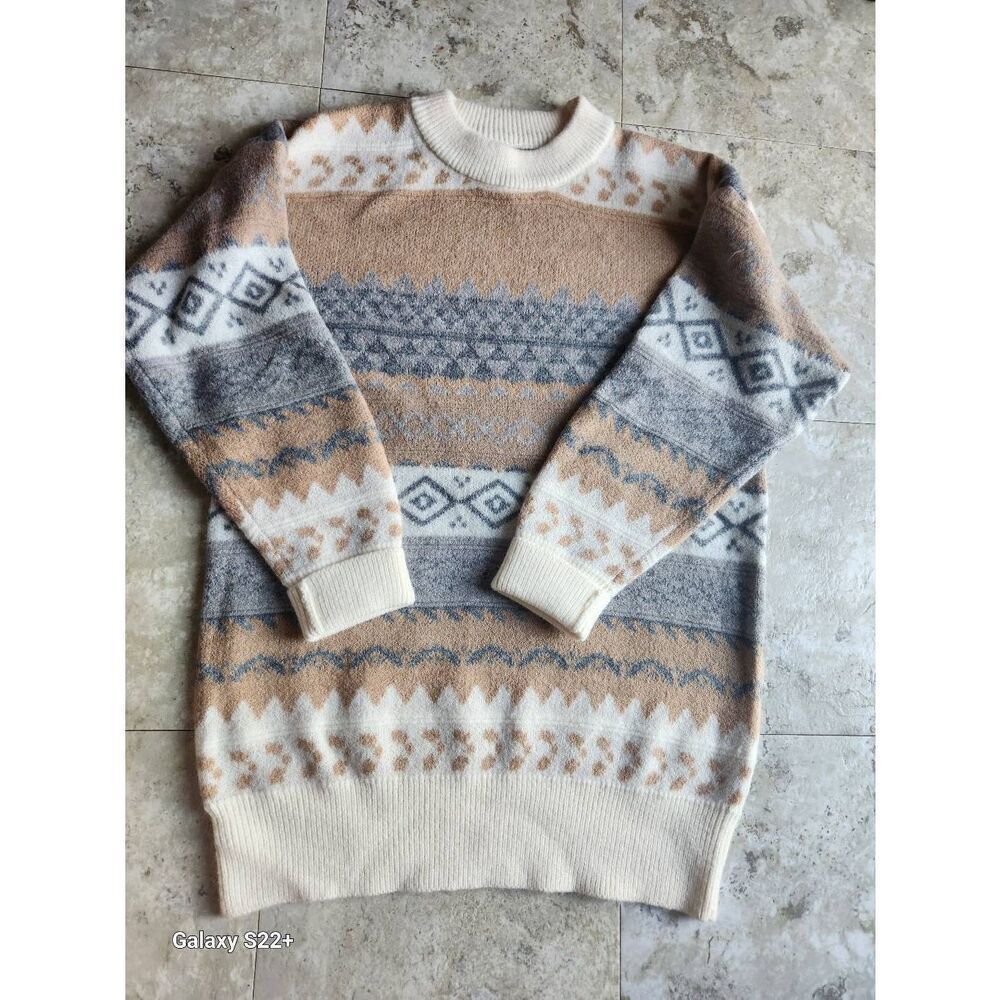 S19 Davi & Dani Blue Tan & White Design Long Sleeve Crew Neck Sweater Sz Medium